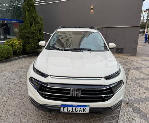 FIAT TORO 2.0 16V TURBO DIESEL FREEDOM 4WD AT9